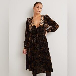 NWT Boden “Elise" Black Paisley Velvet Midi Dress